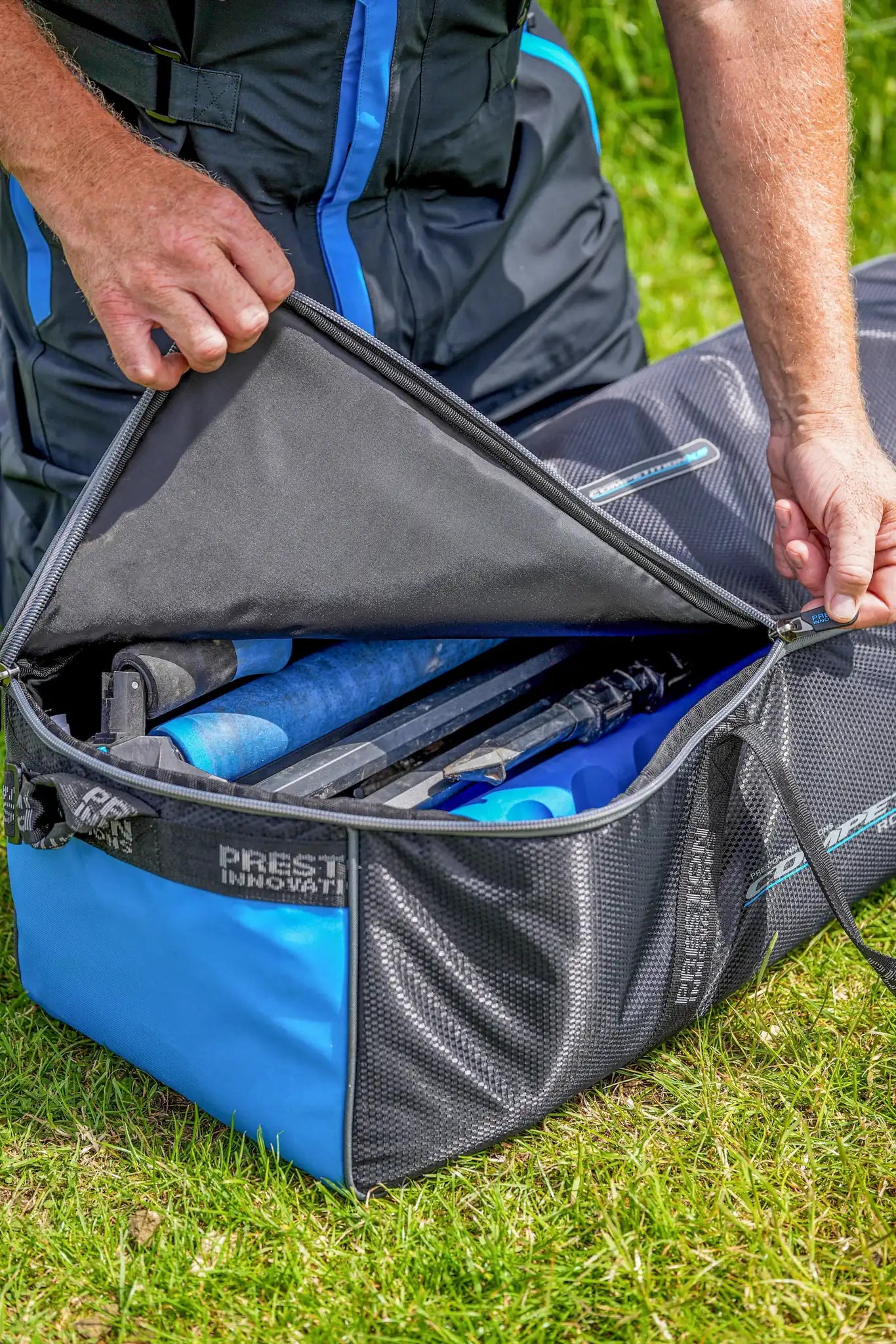 Preston Competition XS Roller & Roost Bag open detail