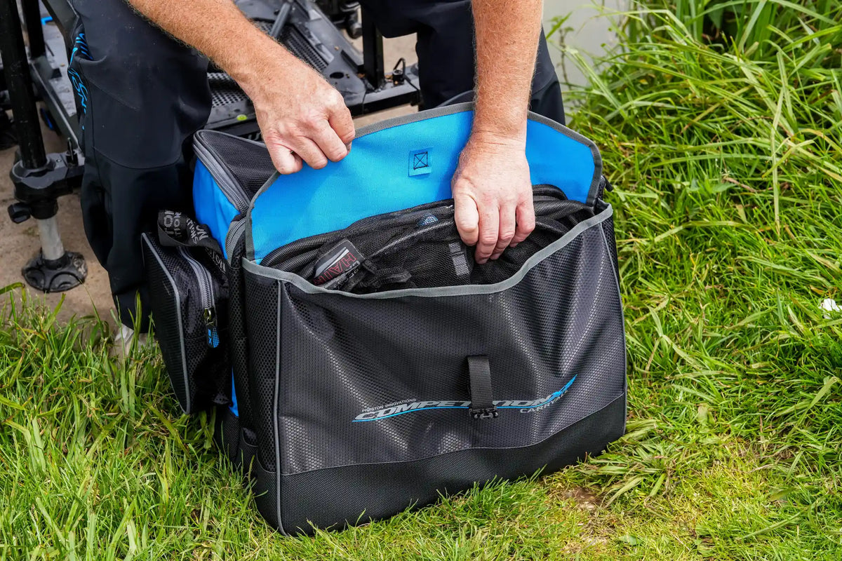 Preston Competition XS Carryall geopend hoofdvak
