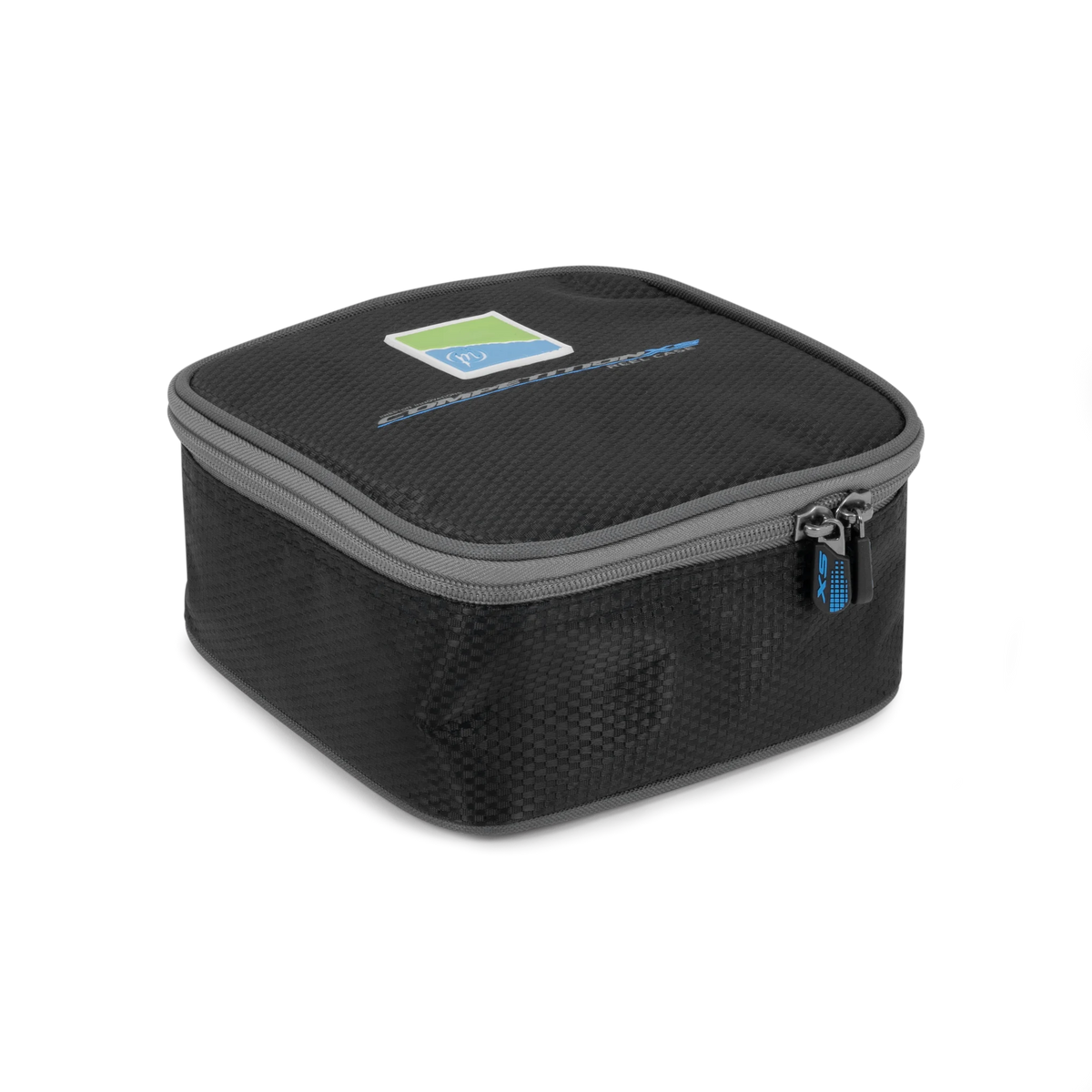 Preston Competition XS Reel Case zijaanzicht op witte achtergrond