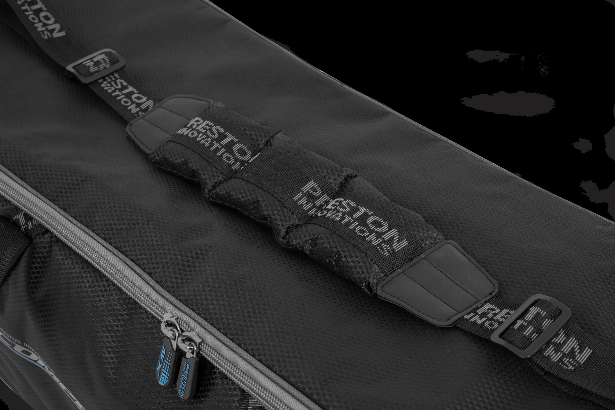 Preston Competition XS Roller & Roost Bag draagriem detail
