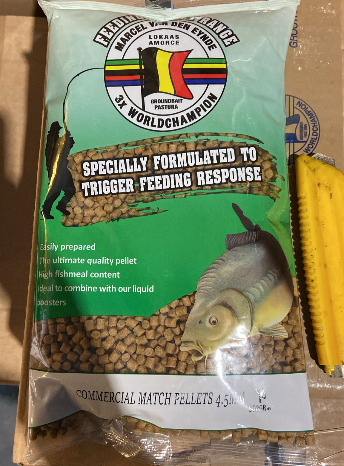 KOMMERZIELLE MATCHPELLETS 800g