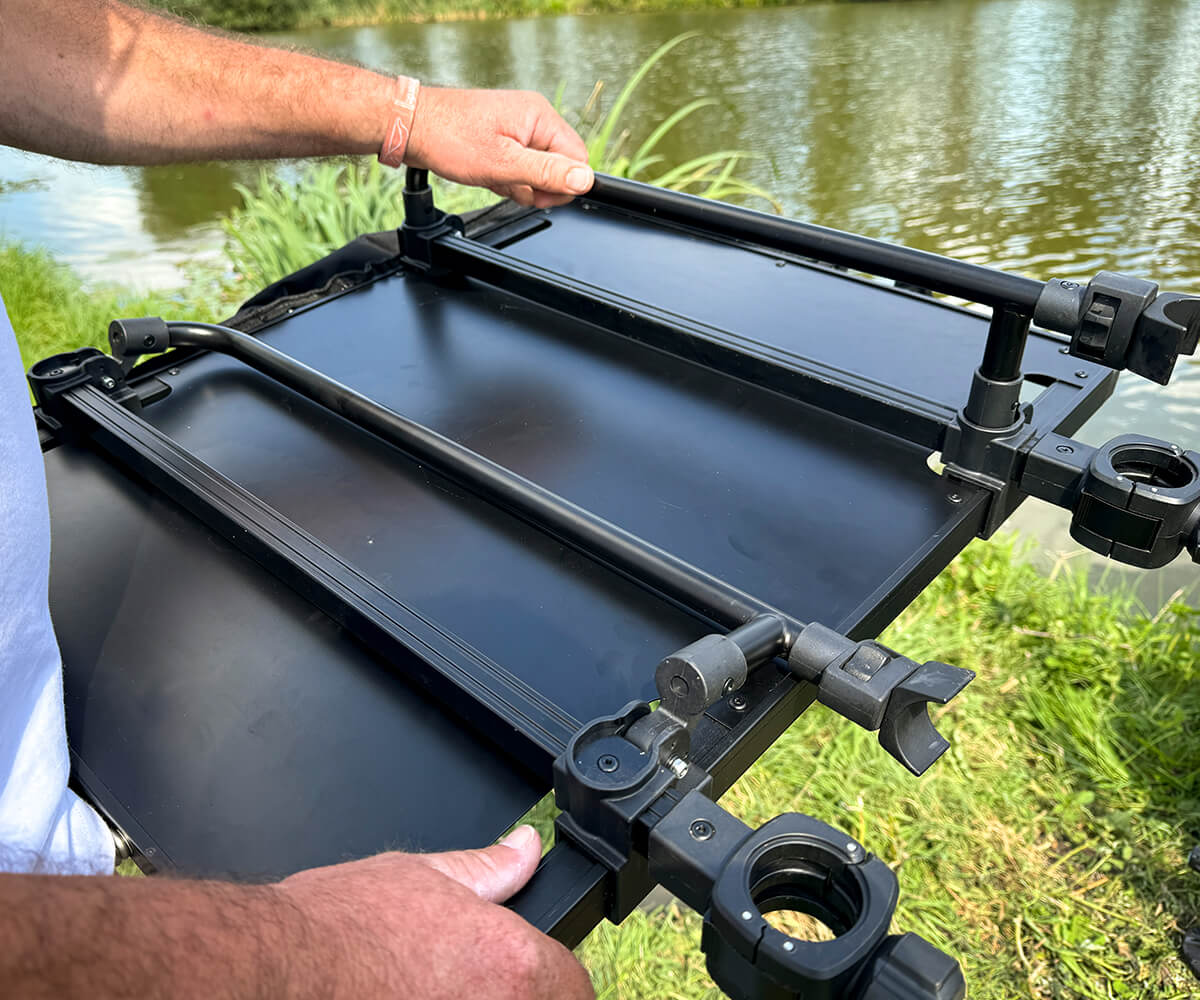 Cresta solith hooded side tray