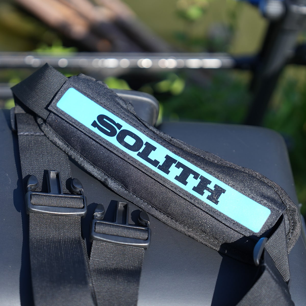SOLITH C400 SEATBOX WHITE