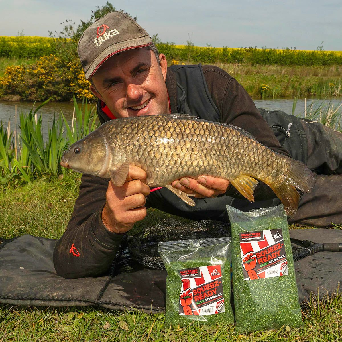Fjuka-squeez-groundbait green