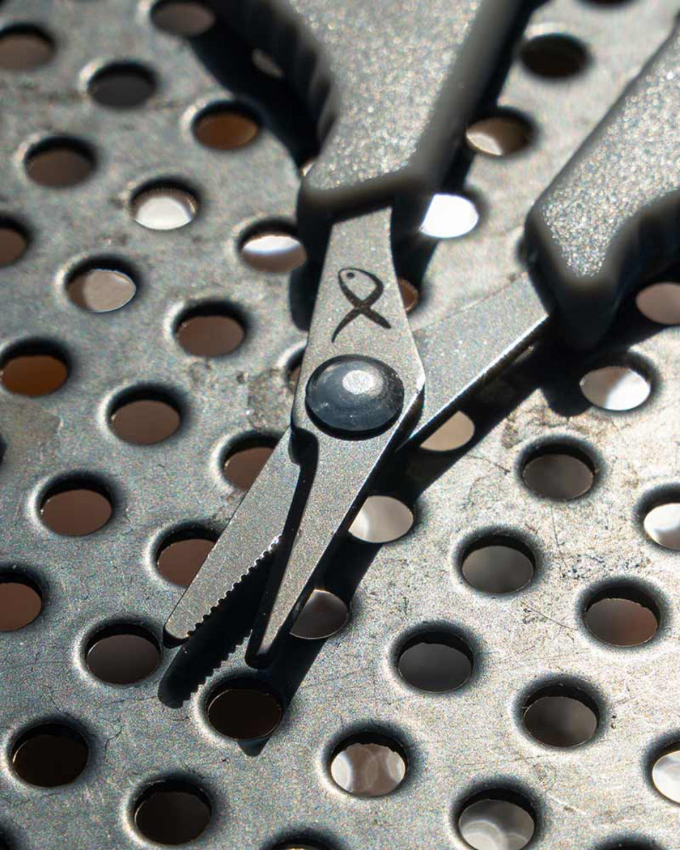 Matrix titanium braid scissors