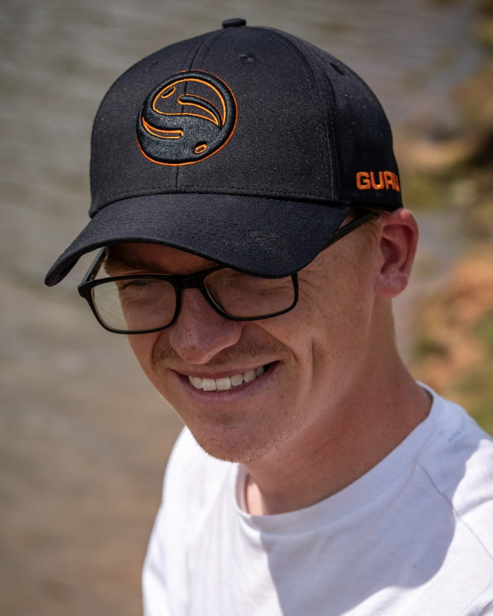 Guru black 3D cap
