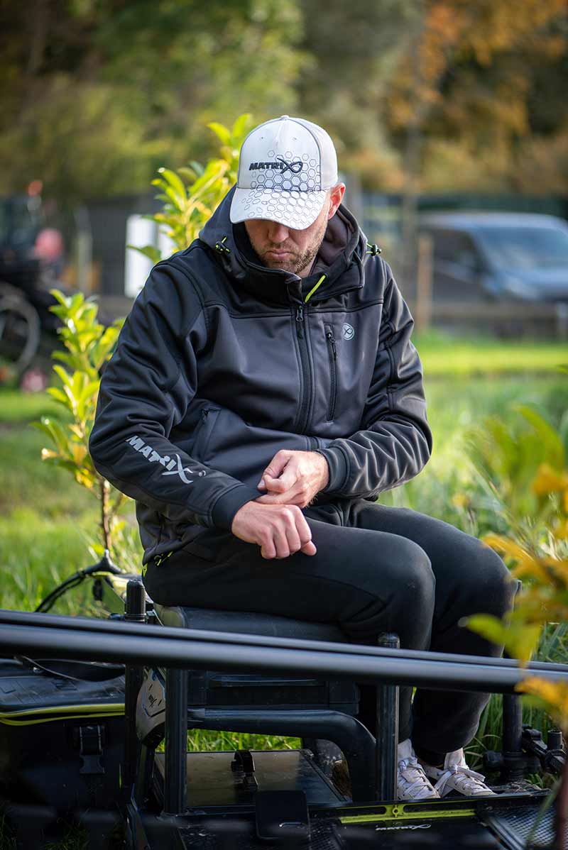 WIND BLOCKER JACKET - π