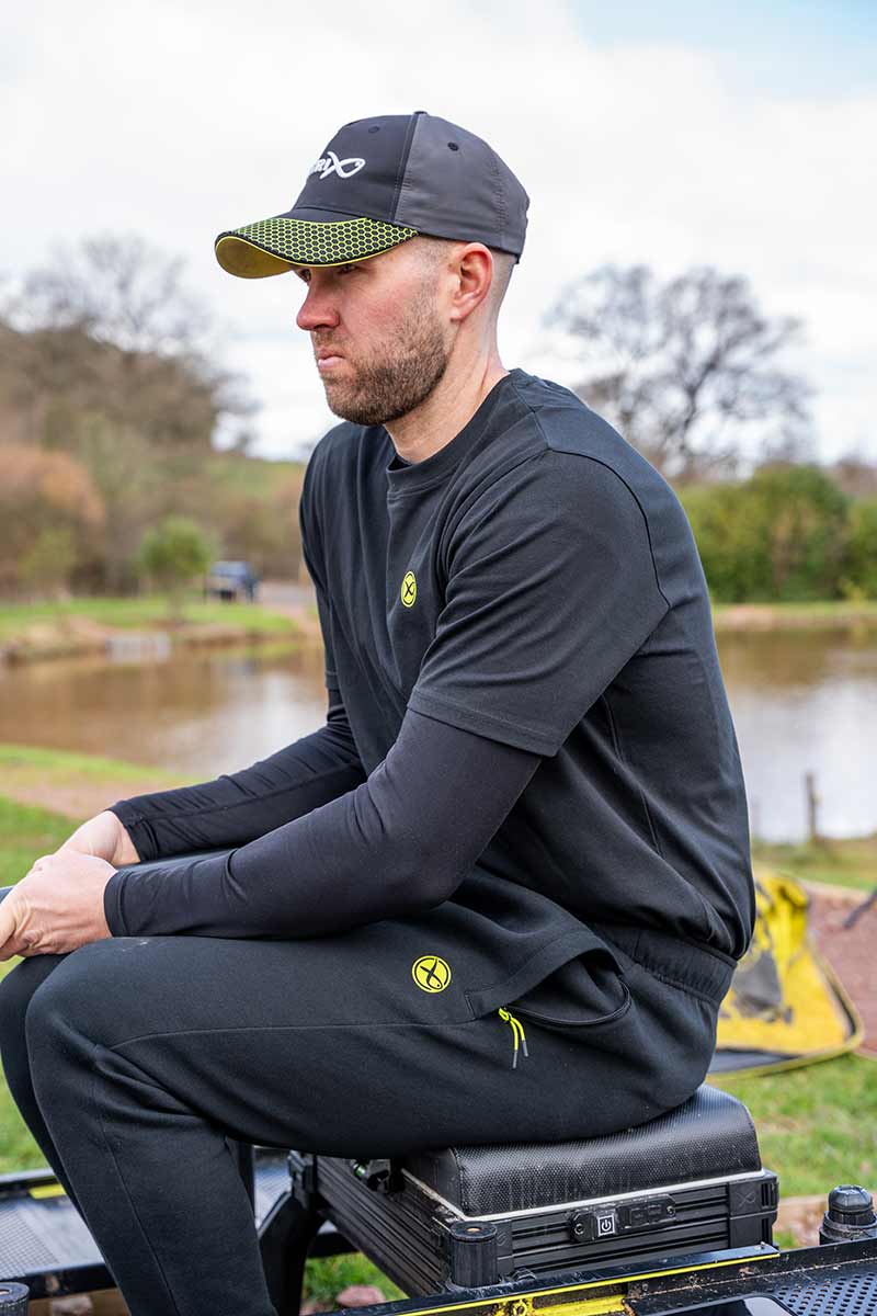 BLACK MINI LOGO T-SHIRT