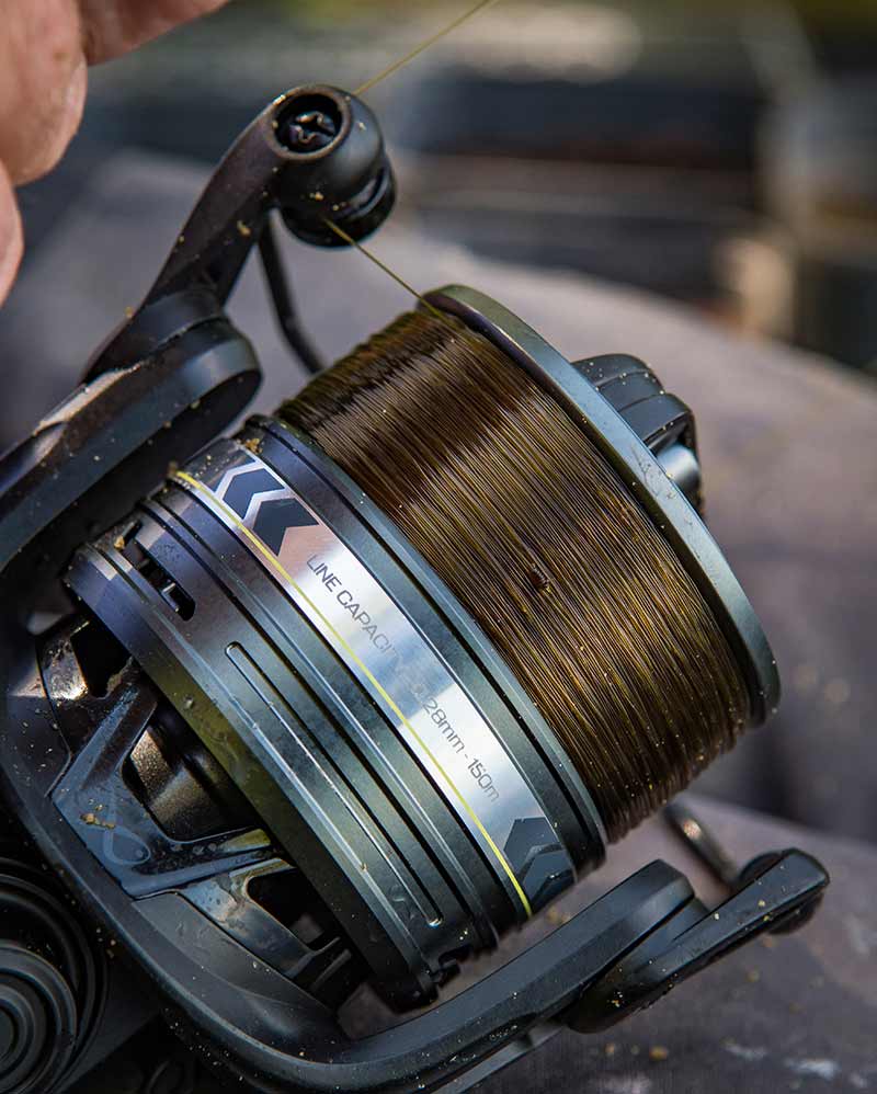 AQUOS ULTRA 6000 REEL