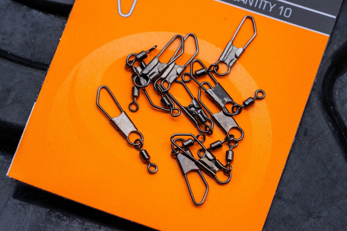 Guru size 14 snap link and swivel