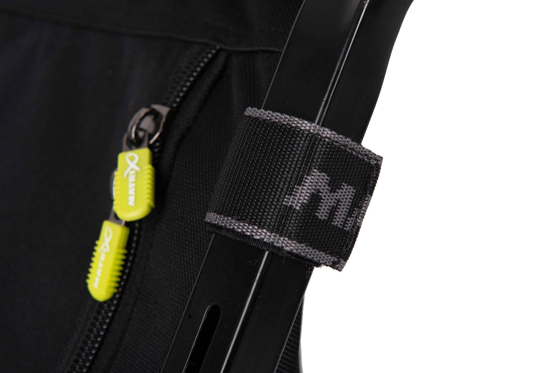 LEISTUNGSTRANSPORTER