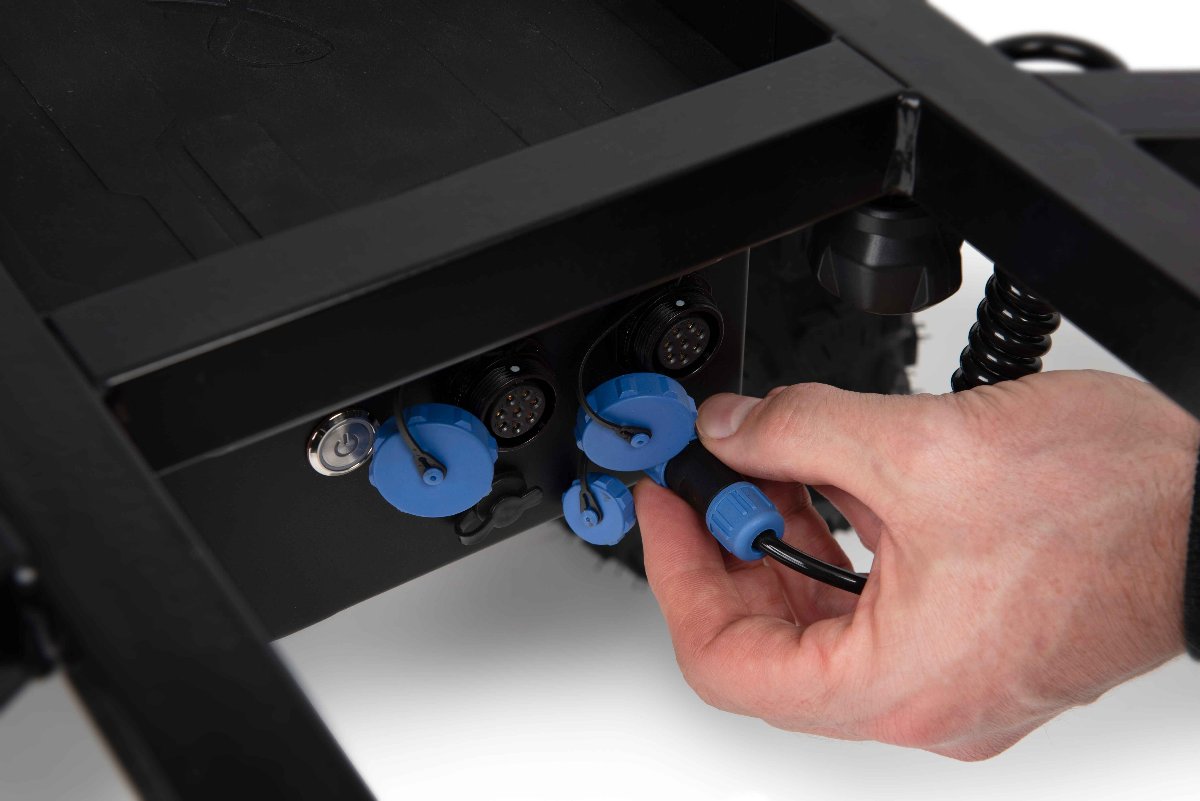 LEISTUNGSTRANSPORTER