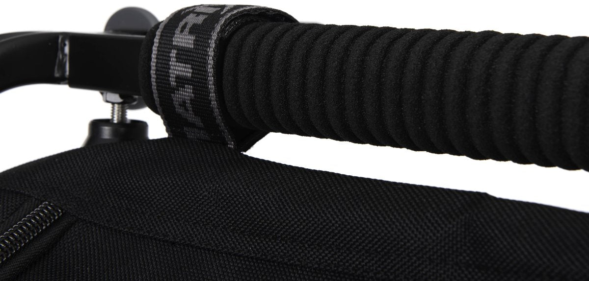 KOMPAKTER 4-RAD-TRANSPORTER