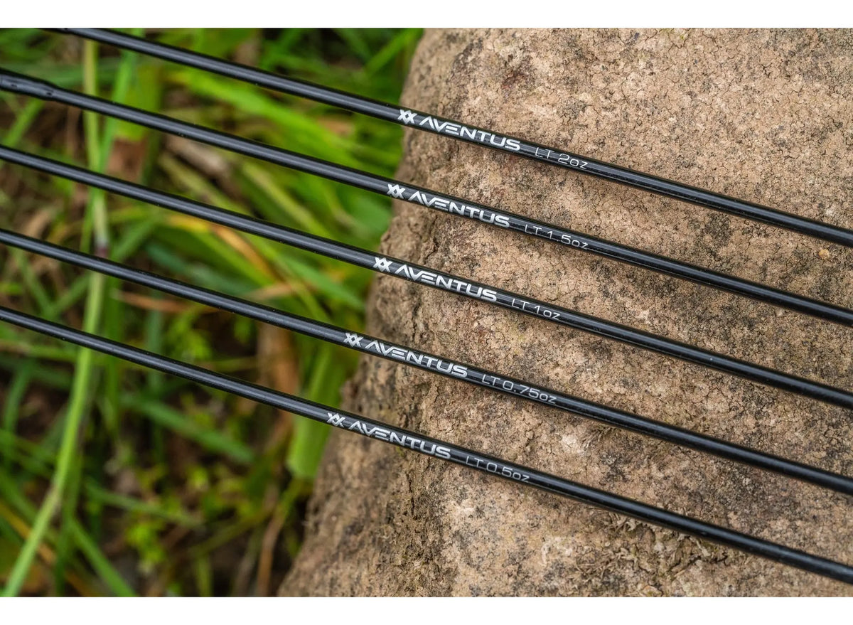 Guru Aventus SR Light Feeder, vijf feedertoppen met modelopdruk
