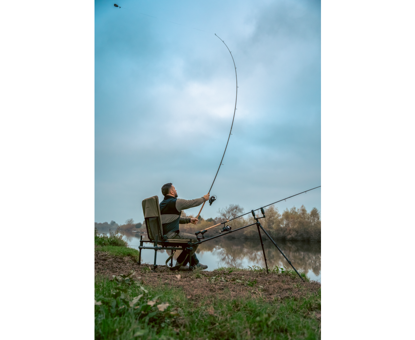 Korum supa lite stretch feeder chair s23