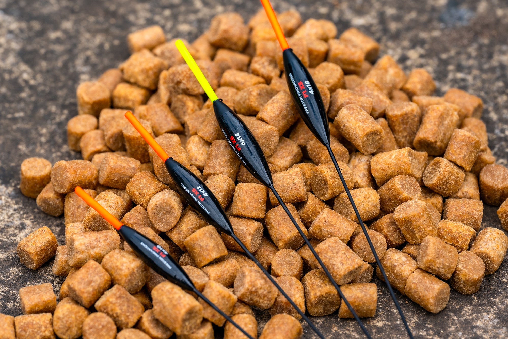 F1 XS POLE FLOATS (10 stuks of €2,34/stuk)