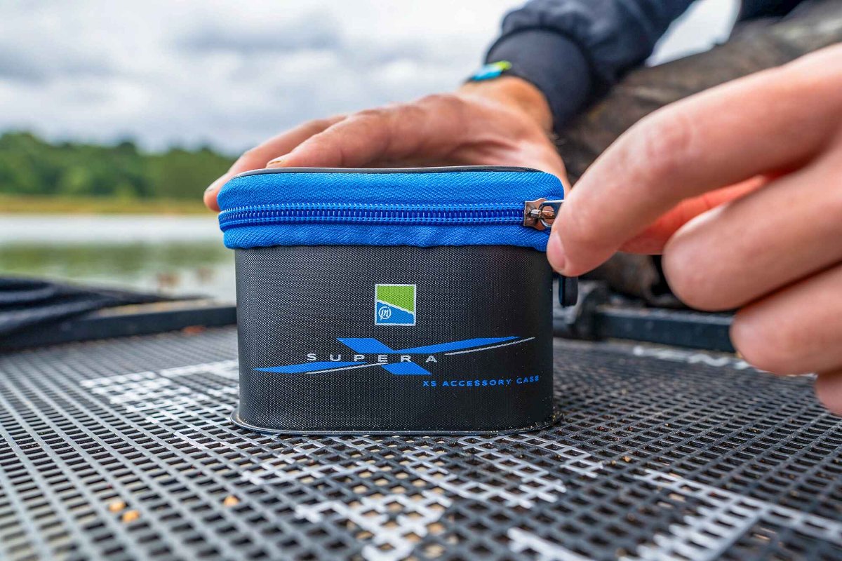Preston supera x xs eva accessory case