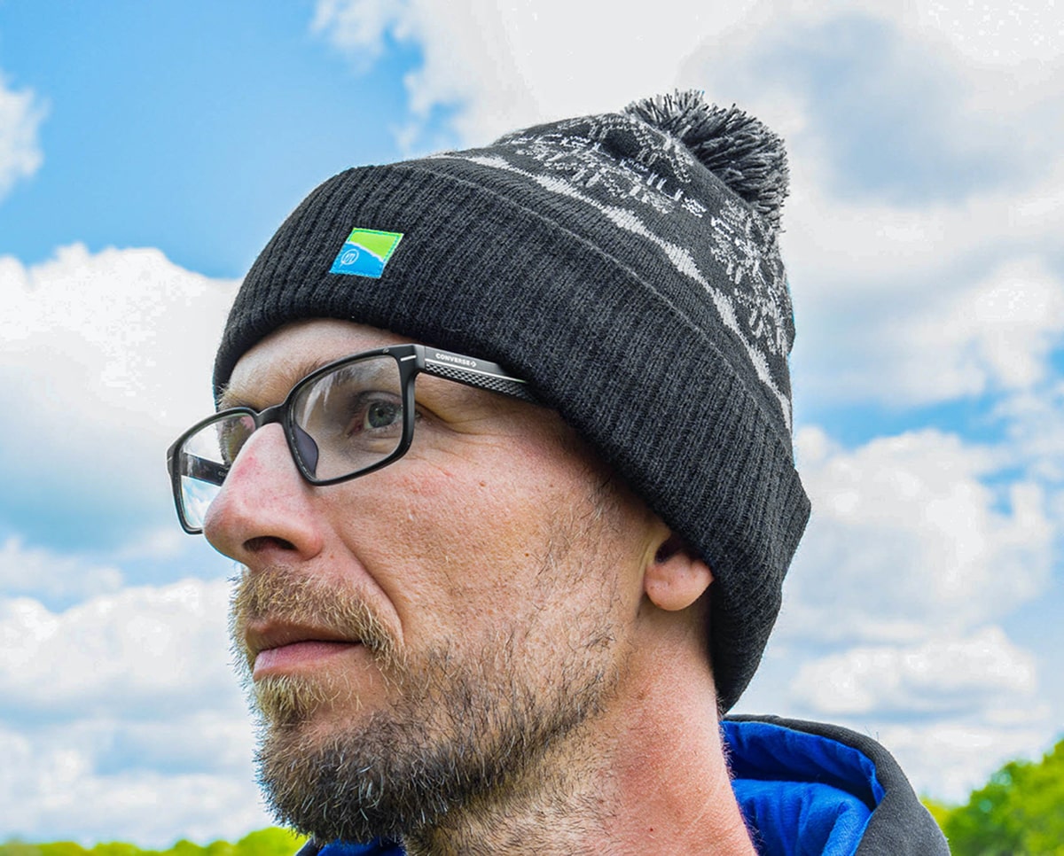 preston waterproof bobble hat