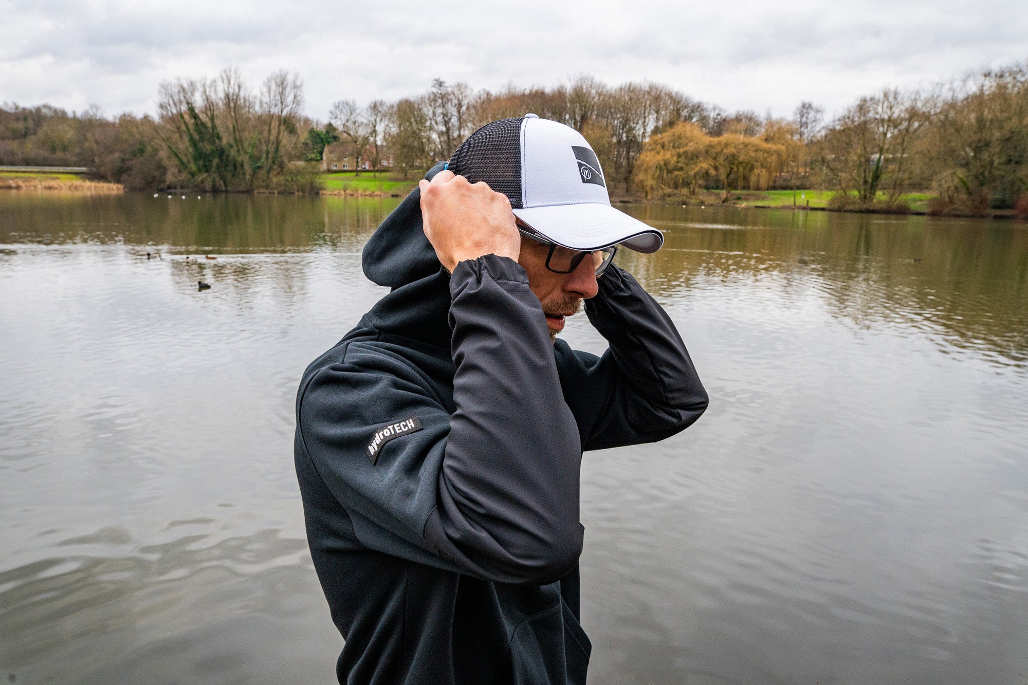 HYDROTECH PULLOVER HOODIE