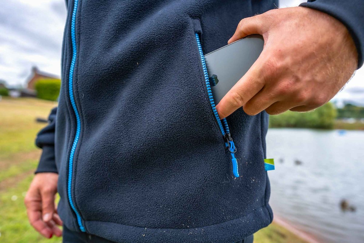 WINDPROOF FLEECE JACKET💰