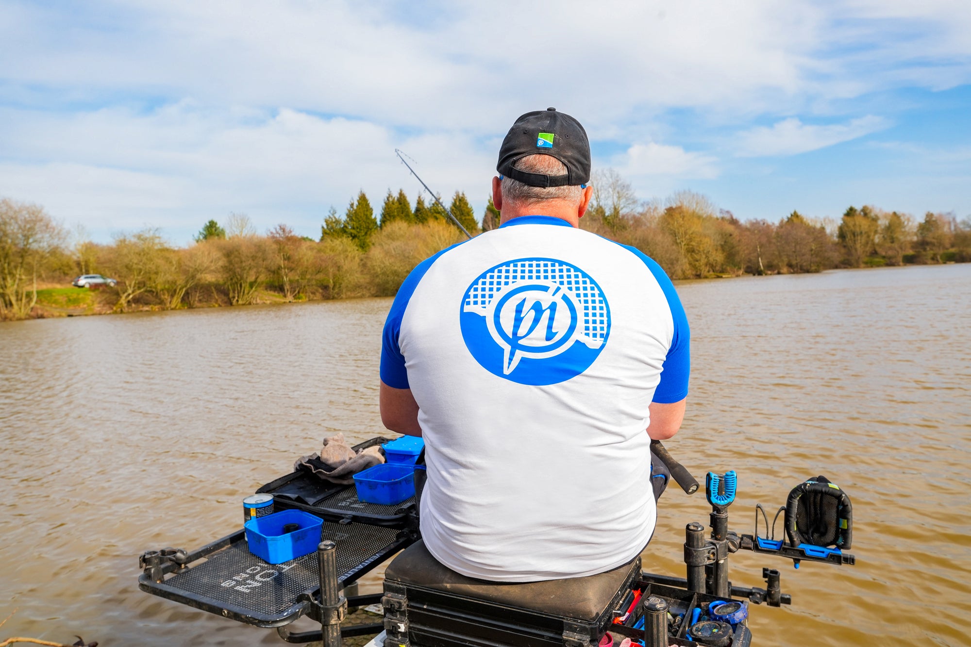 Preston lightweight white raglan t-shirt
