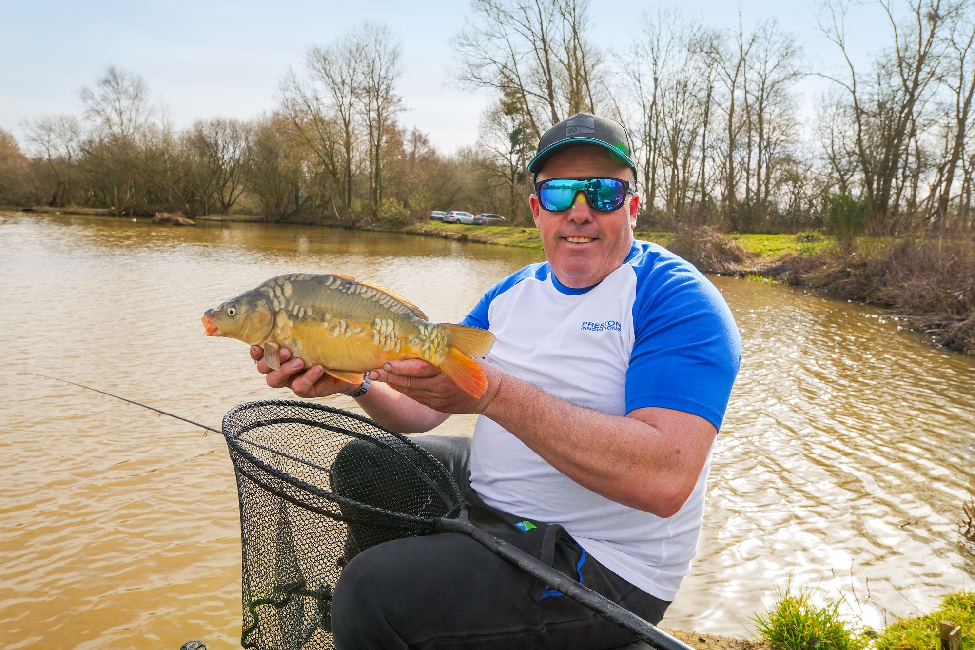 LIGHTWEIGHT WHITE RAGLAN T-SHIRT