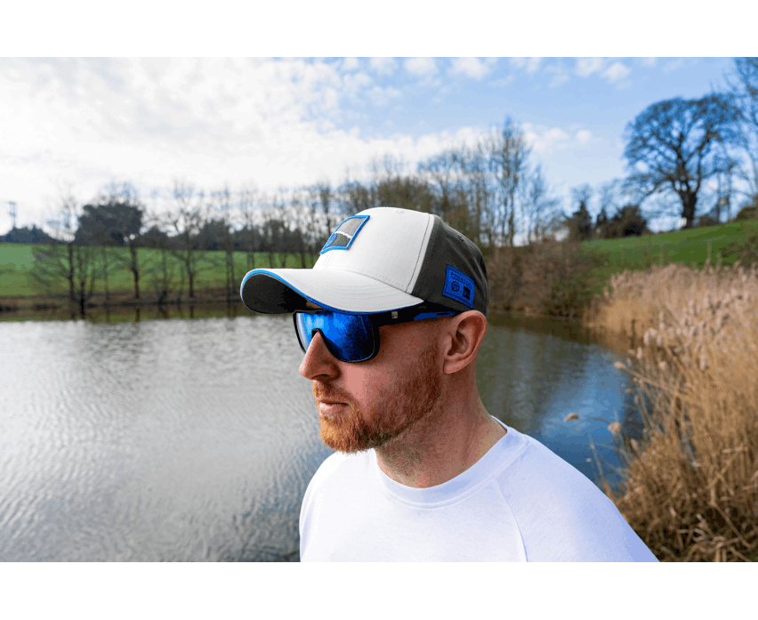 WHITE DRIFT CAP