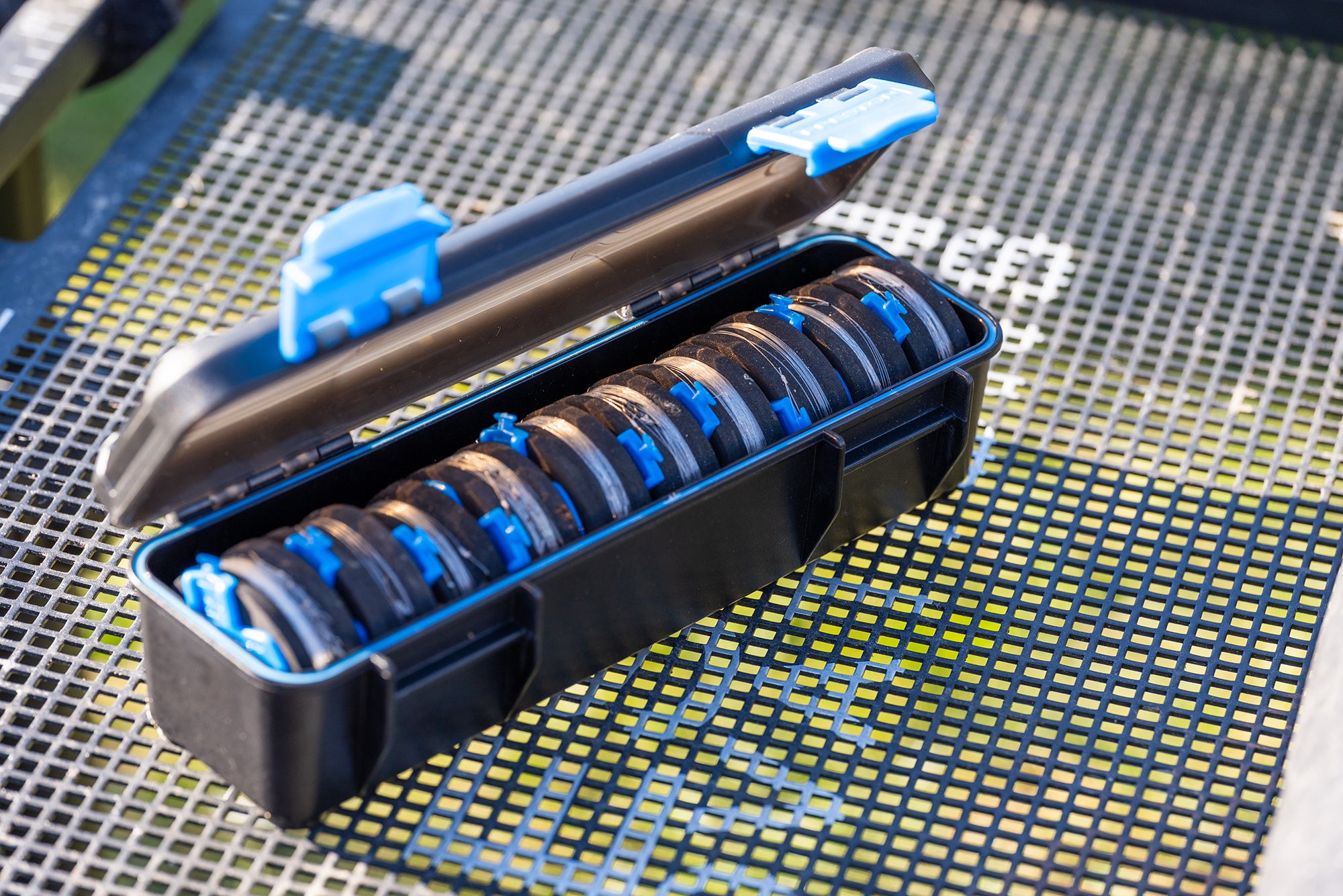 REVOLUTION COMPACT SPOOL BOX