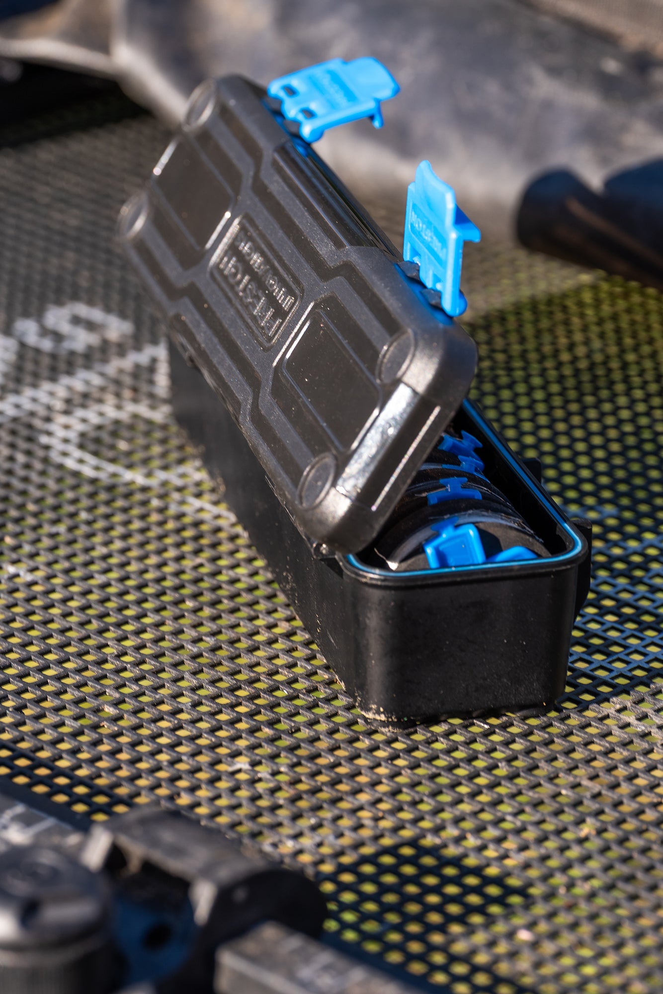 REVOLUTION COMPACT SPOOL BOX