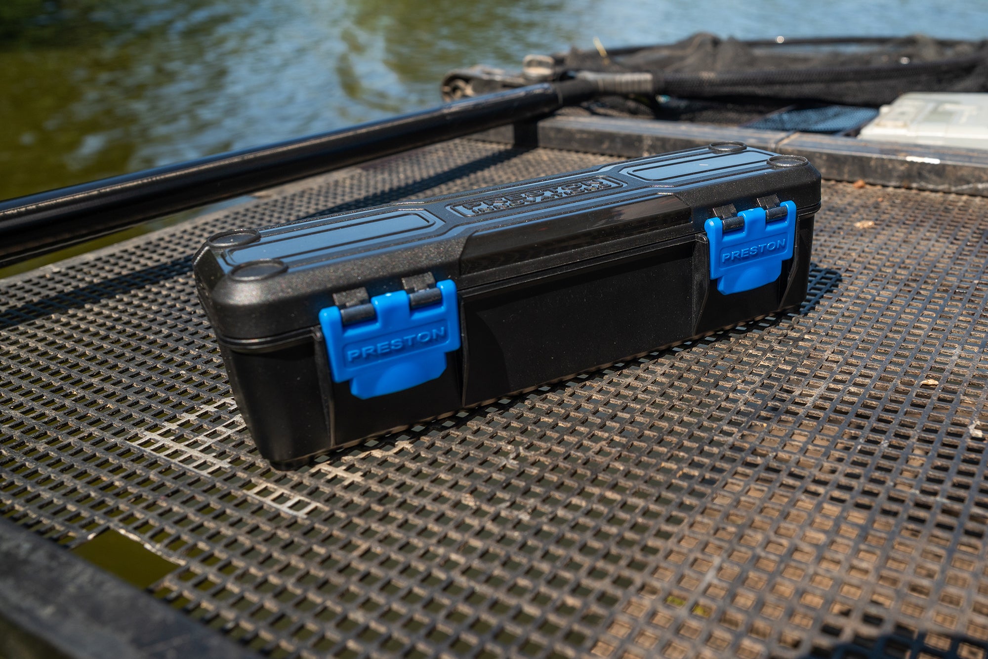 REVOLUTION COMPACT SPOOL BOX