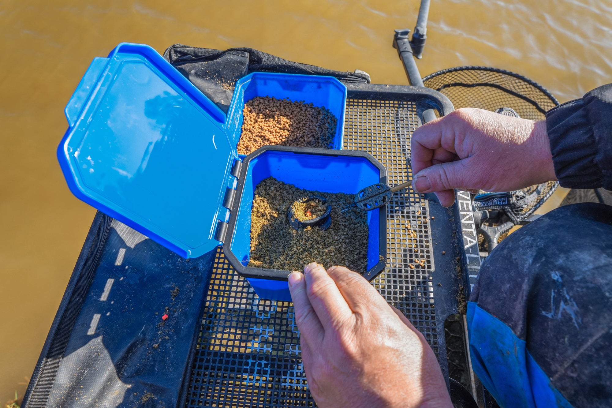 Preston pint flip lid bat tub