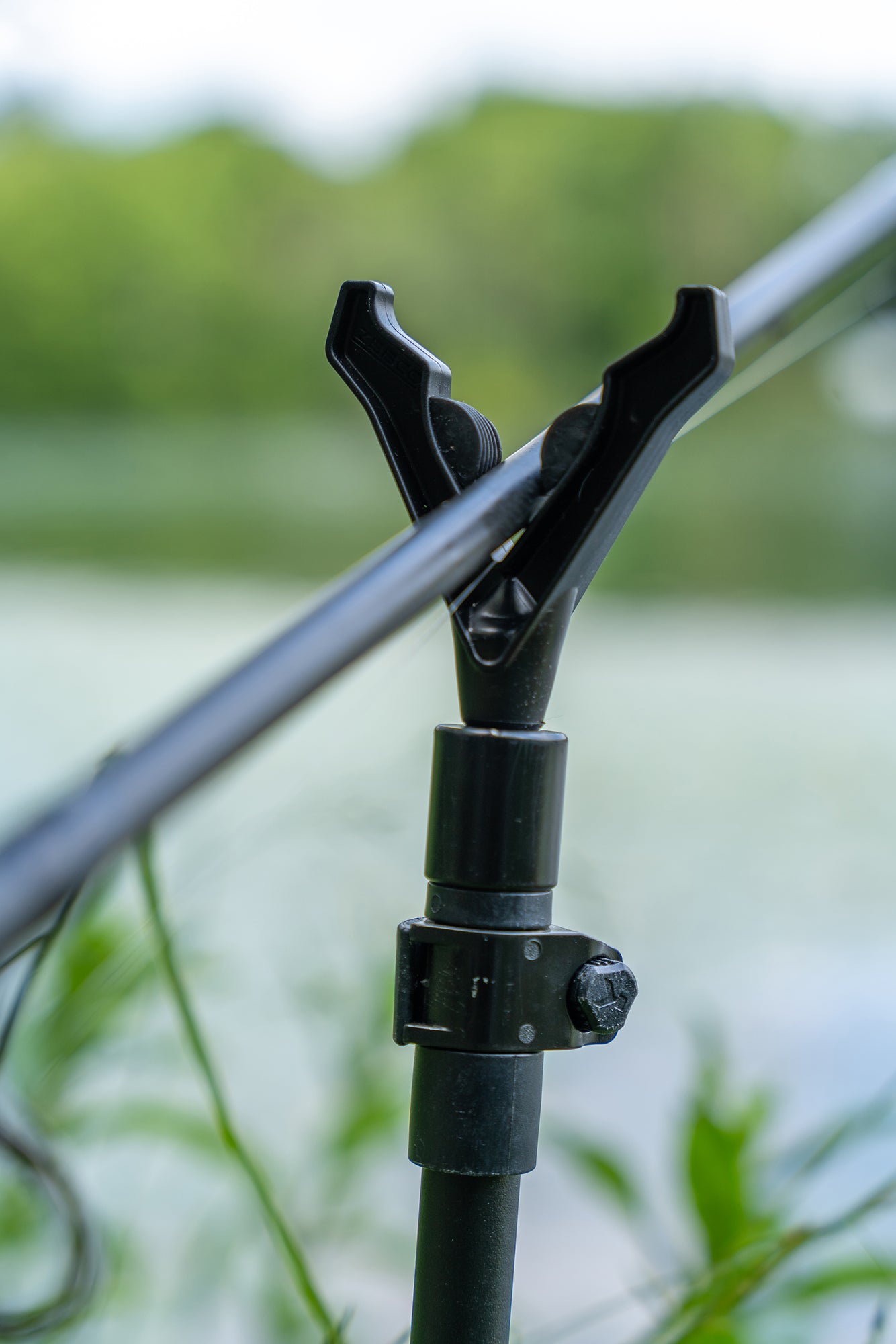 TROPHY SOFT SAFE V ROD HOLDER