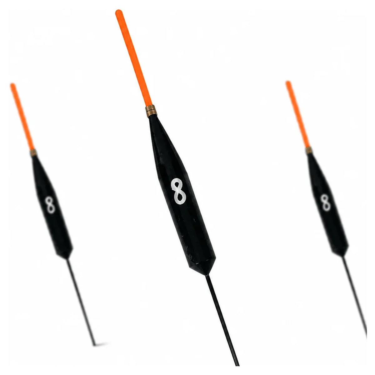 Drie zwarte dobbers met oranje antennes en witte opdruk 8, de middelste groter afgebeeld