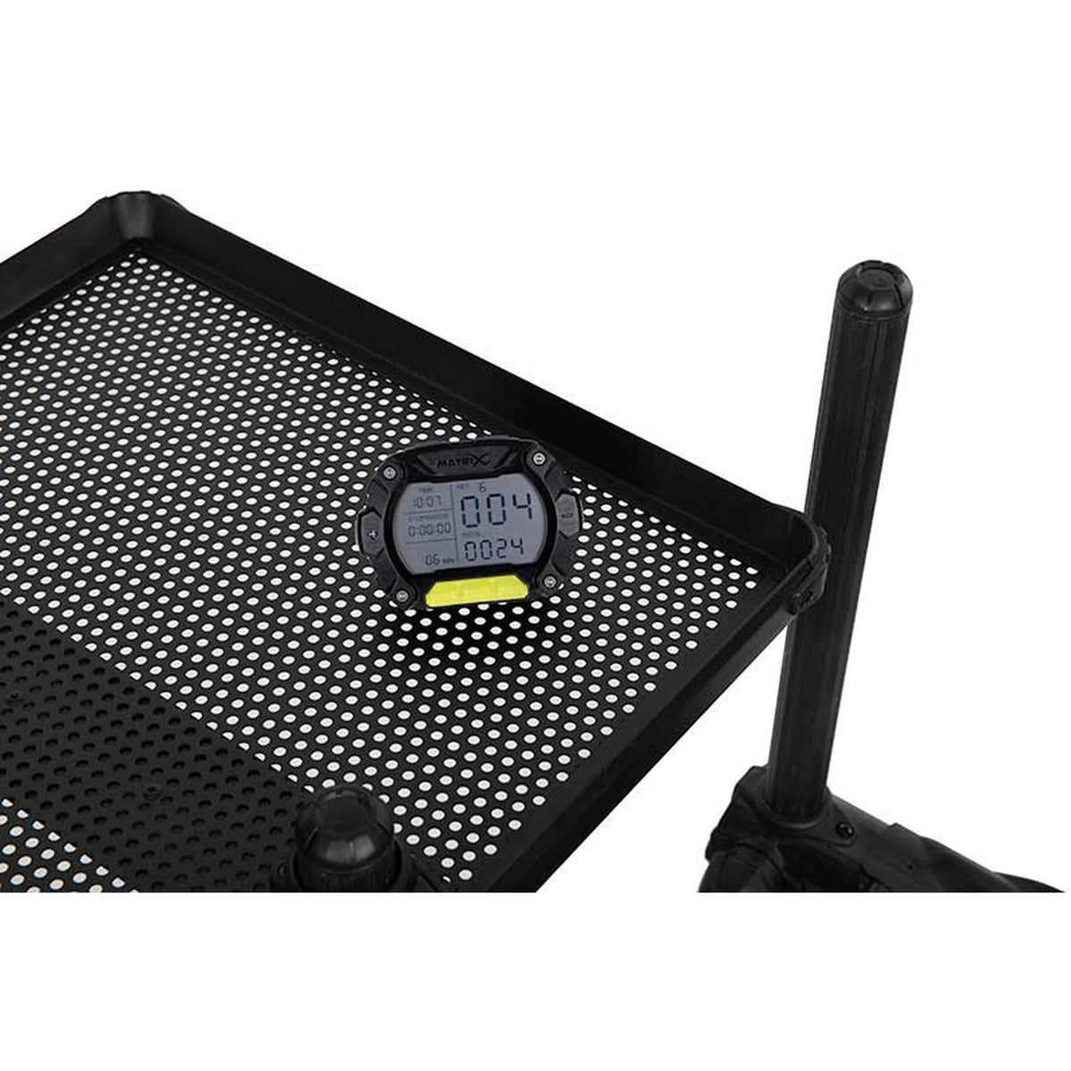 Matrix Digital Clicker Pro vrijstaand op een zitkistplateau