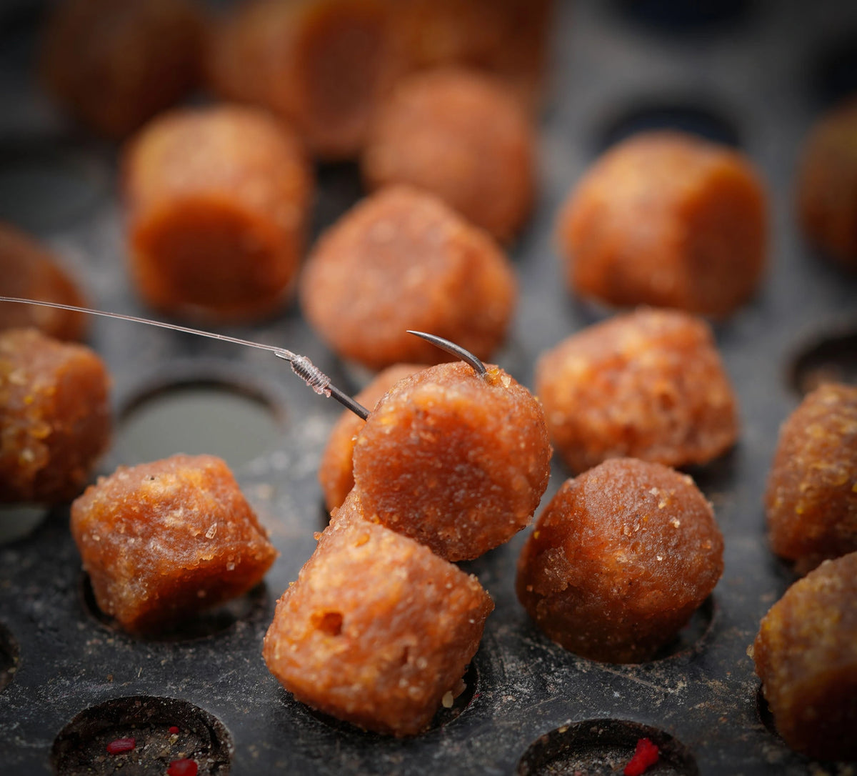 Fjuka Hook-Ready Expanders: zachte pellet rechtstreeks op de haak, met losse pellets eromheen