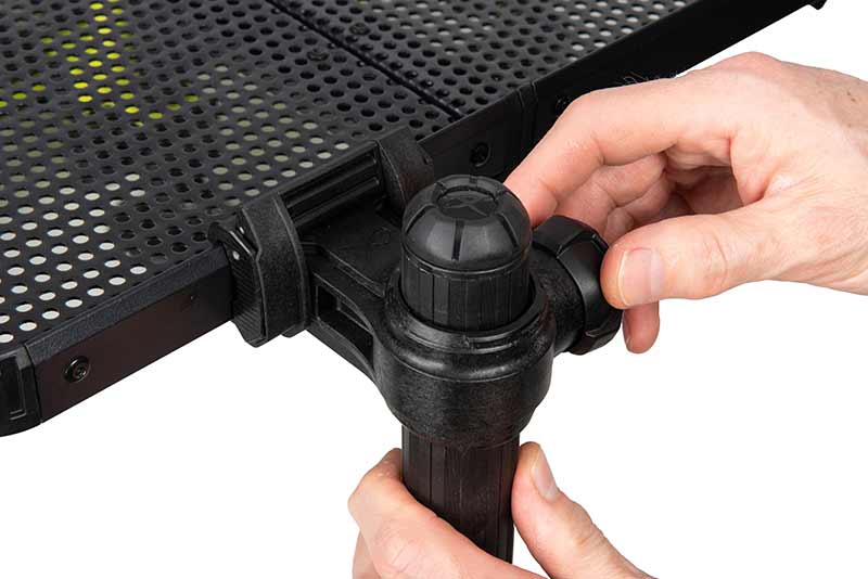 Matrix folding side tray clamp