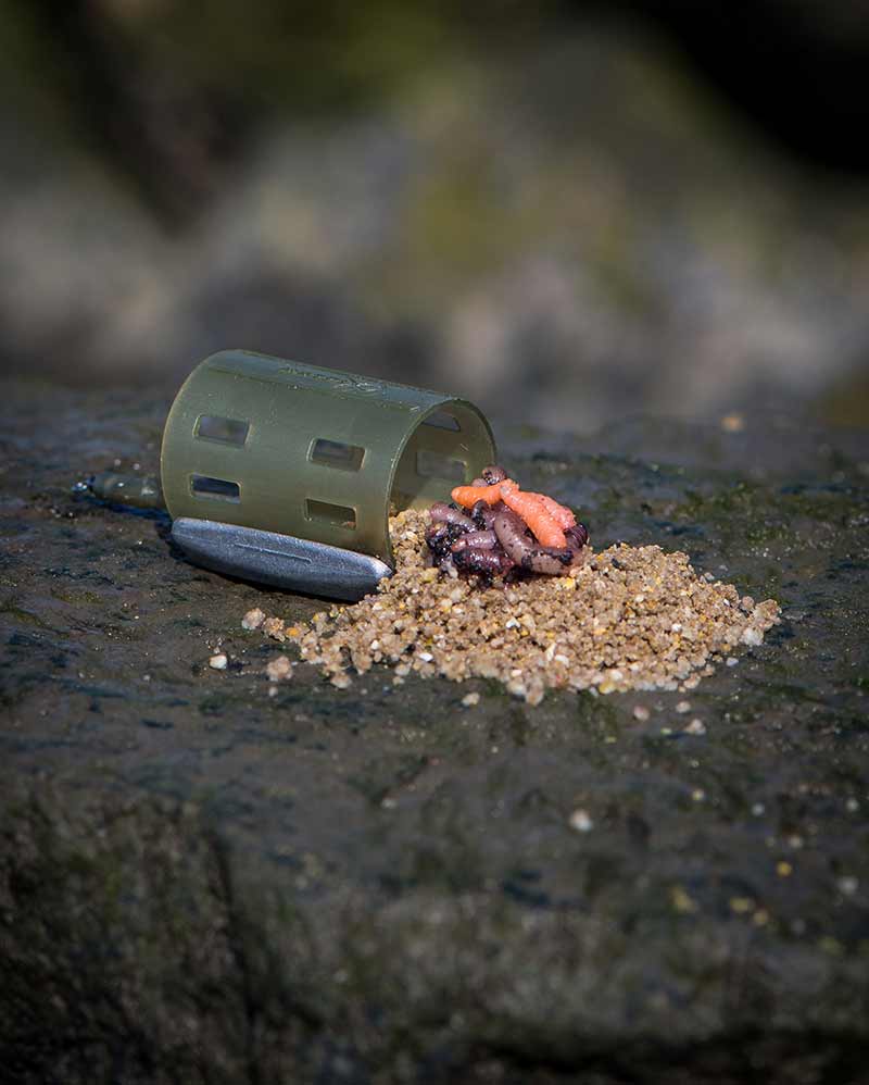 PLASTIC OPEN ENDED FEEDERS