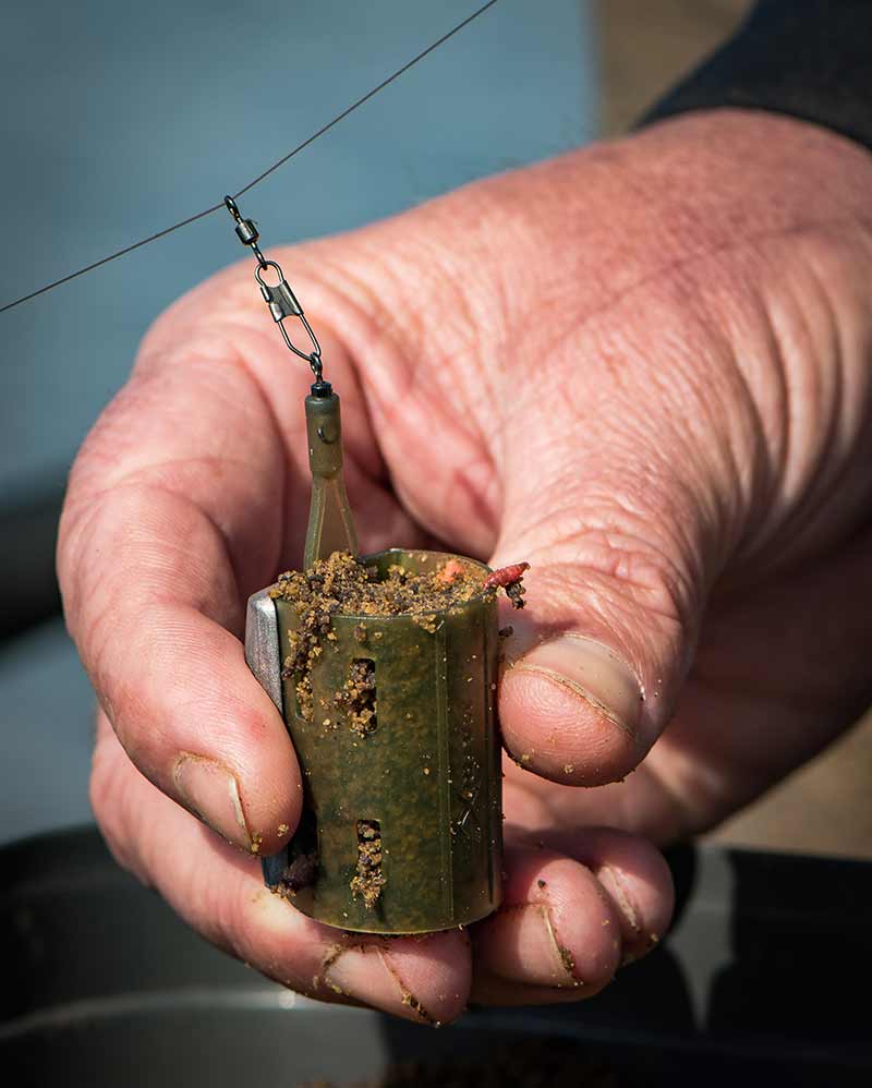 PLASTIC OPEN ENDED FEEDERS