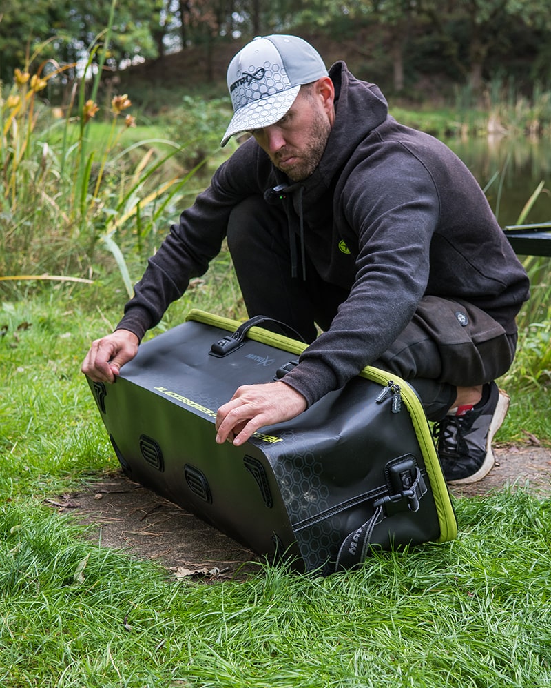 XL ACCESSORIES EVA STORAGE BAG