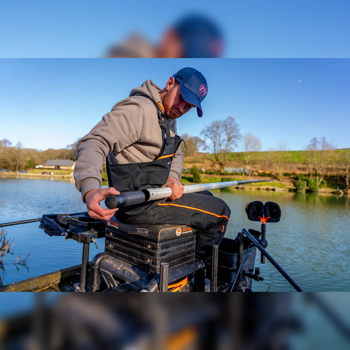 Guru Carbon Pole Protector – carbon protector gebruikt op de vaste hengel aan het water