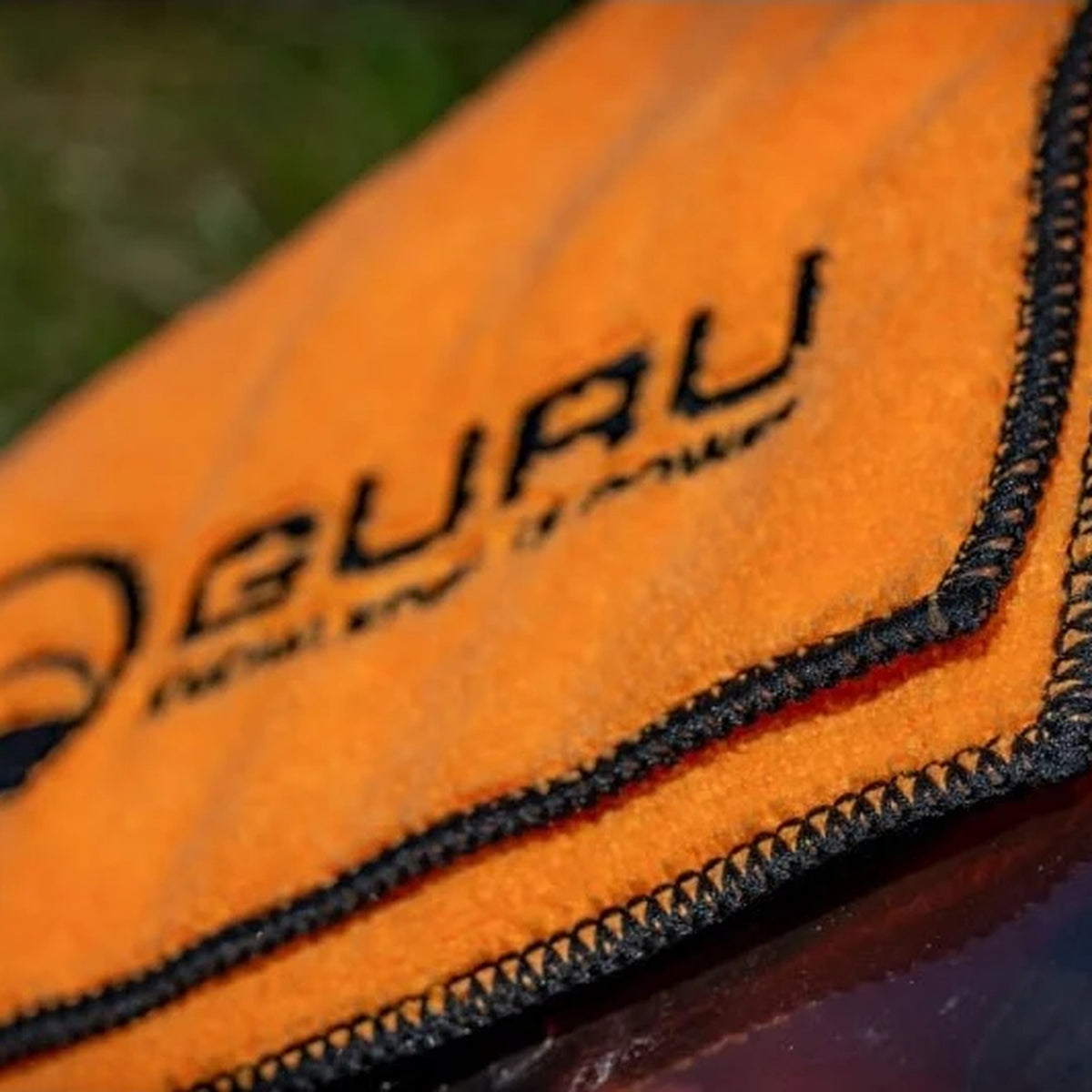 Guru Microfibre Towel GUR001 – detailafbeelding 2 van de microvezelhanddoek