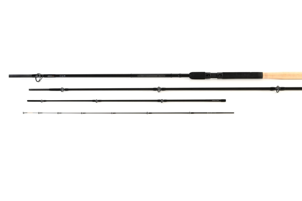Guru N-Gauge Pro Distance Feeder – vier hengeldelen met geleideogen en kurkgreep op wit