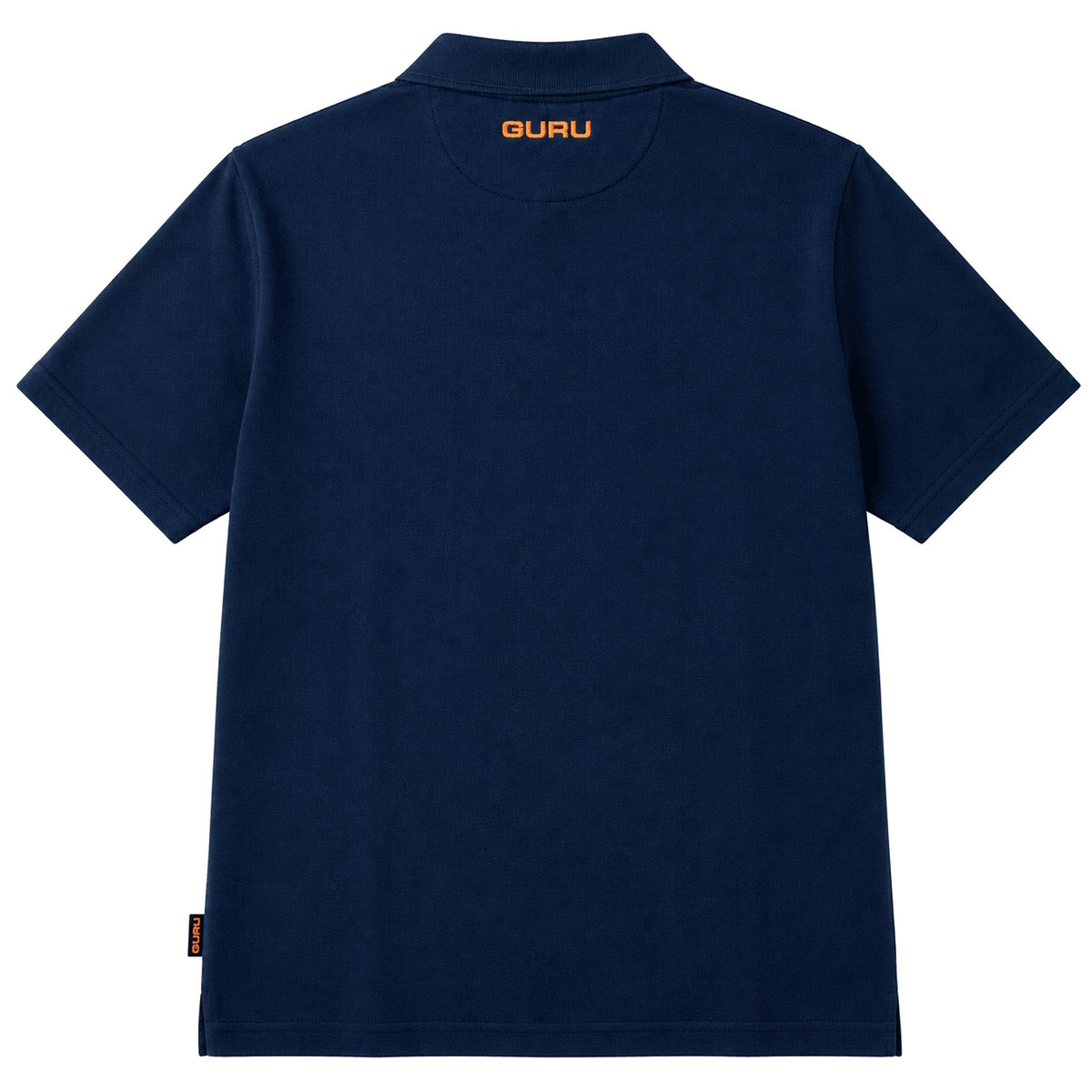 Guru Polo Navy/Orange – achterkant van het marineblauwe poloshirt met oranje GURU-borduursel onder de kraag