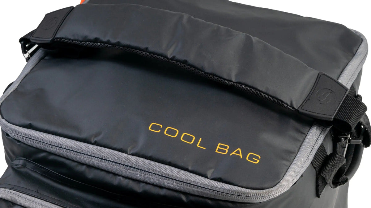 Guru Team Guru Cool Bag koeltas, deksel met Cool Bag-opdruk en gevoerde draagriem