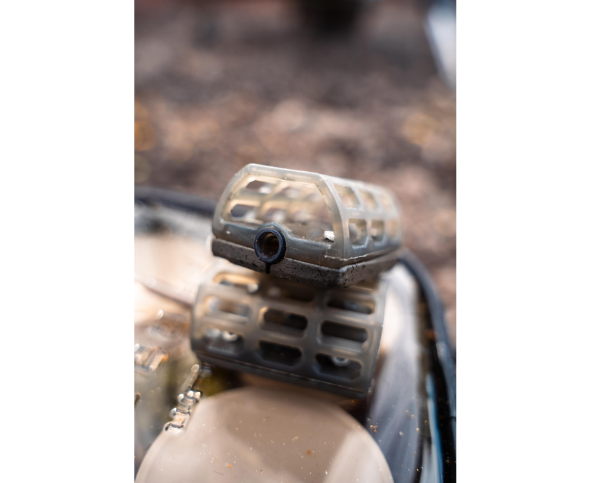 Korum Camo inline cage feeder