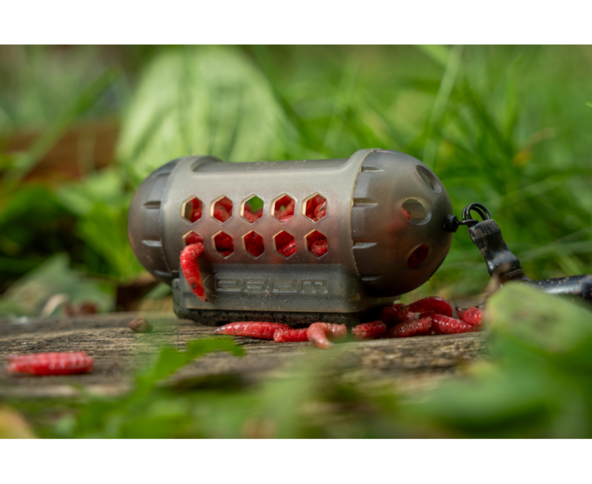 WINDOW MAGGOT FEEDER