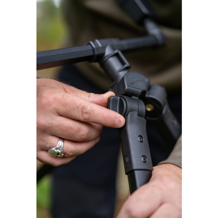 PROGRESS COMPACT RIVER TRIPOD