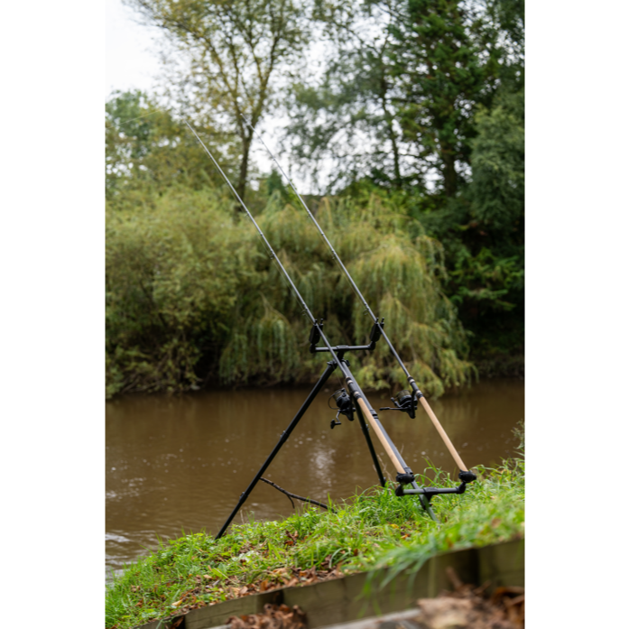 PROGRESS COMPACT RIVER TRIPOD