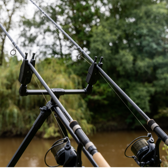 PROGRESS COMPACT RIVER TRIPOD