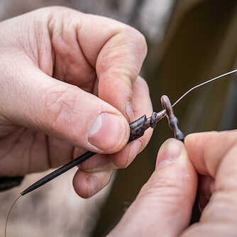 korum camo bolt & run kit